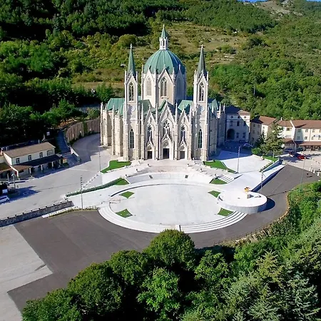 A Uardia Отель типа 