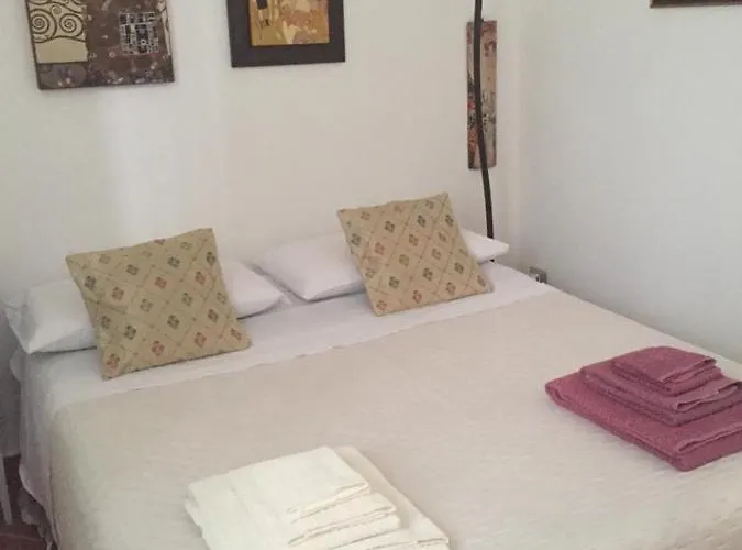 A Uardia فندق مبيت وإفطار